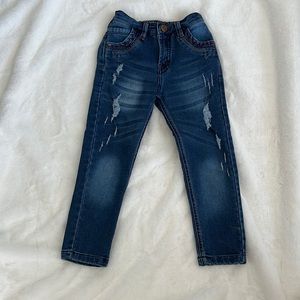 Fashion F distressed jeans size 4/5